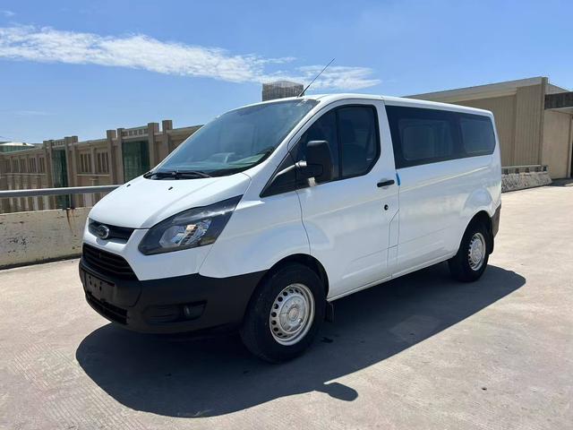 Quanshun 2020 2.0T gasoline manual multi-function commercial vehicle center axle low-top double-open tailgate country V