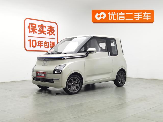 Wuling Air ev Clear Sky 2022 4-seat Advance