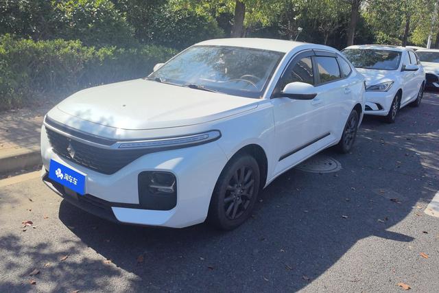 Baojun RC-5 2020 1.5L Manual Zhiyao Elite