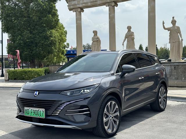 Denza N8 DM 2023 four-wheel drive super hybrid flagship seven-seater version