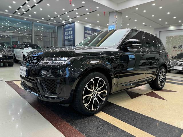 Range Rover Sport 2021 Model 3.0 L6 Yao Black Version