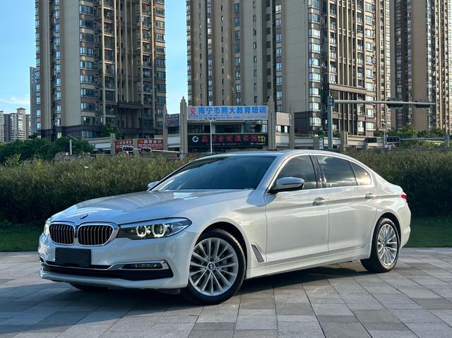 BMW 5 Series 2018 Modified 530Li Leader Luxury Package