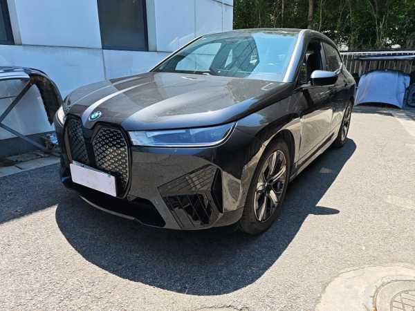 BMW iX 2022 xDrive40