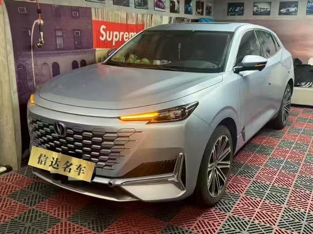 Changan UNI-K Intelligent Electric iDD 2022 Blue Whale iDD 1.5T 130km Premium