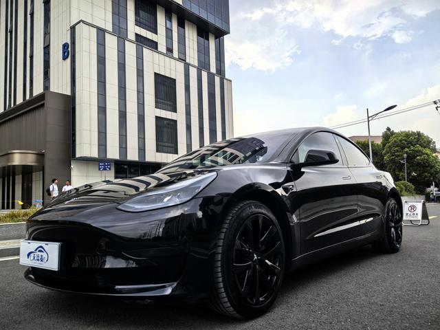 Model 3 2022 Rear Wheel Drive