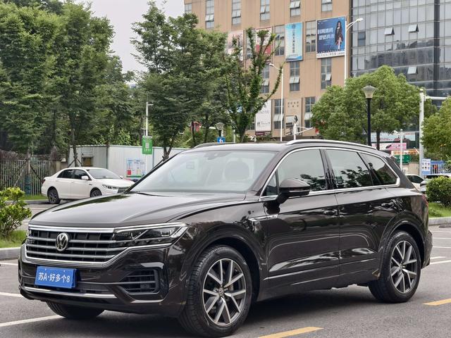 Touareg 2020 3.0TSI Sharp Edition