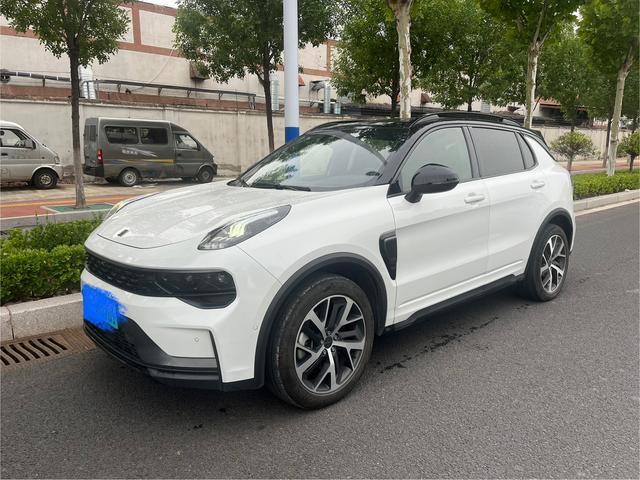 Lynk & Co. 01 EM-P 2021 Model 1.5 TD PHEV Halo