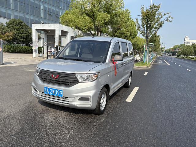 Wuling Hongguang V 2022 1.5L Jintuo Version Electric Booster