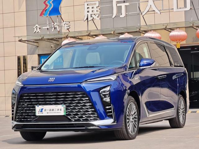 Buick GL8 PHEV 2024 Lu Zun 1.5T six-seater luxury edition