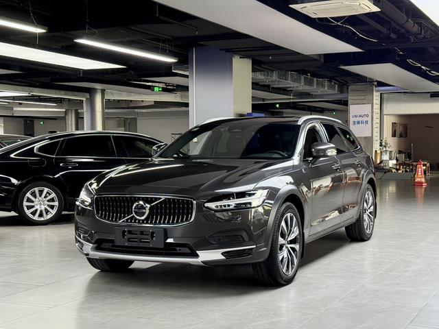 Volvo V90 2024 Cross Country B5 AWD Zhiyuan Edition