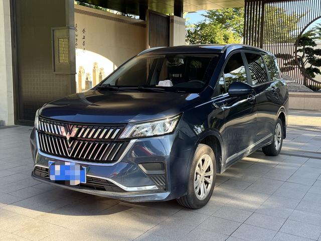 Wuling Jiachen 2022 1.5T Manual Comfort Vitality Type
