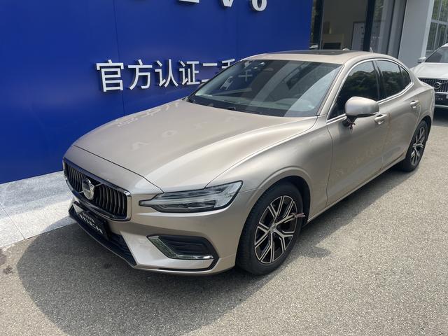 Volvo S60 2024 B4 Zhiyi Deluxe Edition