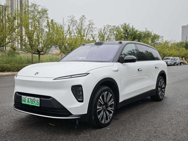 Nio ES8 2024 model 75kWh