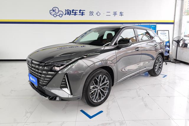 Changan UNI-Z 2025 1.5T DCT Premium Type