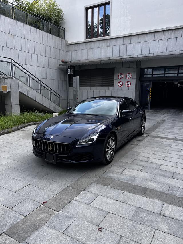 President 2018 3.0T 350Hp Standard Edition