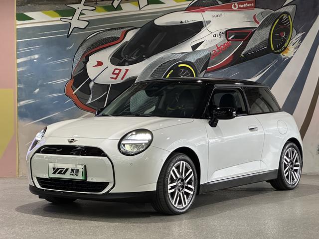 Electric MINI COOPER 2024 COOPER E classic