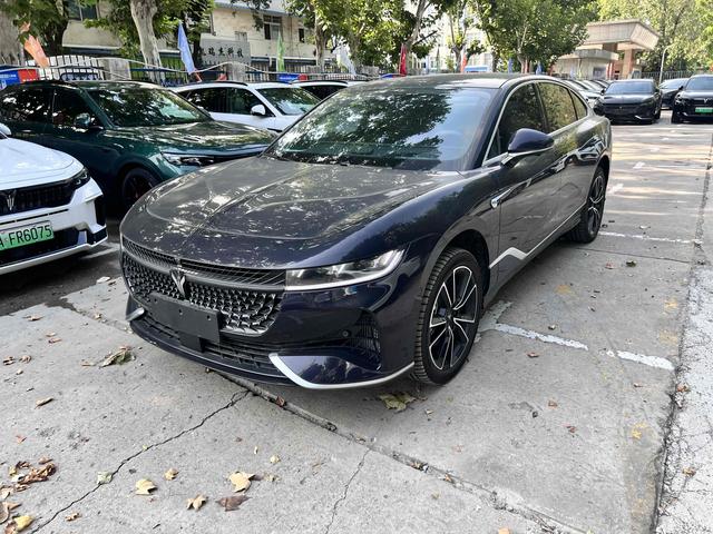 Lantu Chasing Light PHEV 2024 Ultra-long battery life Four-wheel drive Ultimate Edition