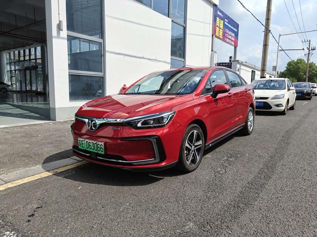 Beijing EU5 2019 R600 Smart Collar Edition