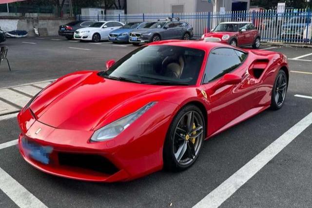 Ferrari 488 2015 GTB