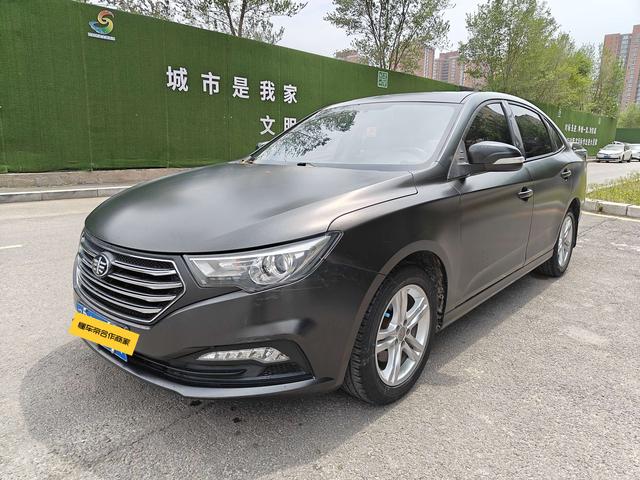 Pentium B30 2017 1.6L manual luxury