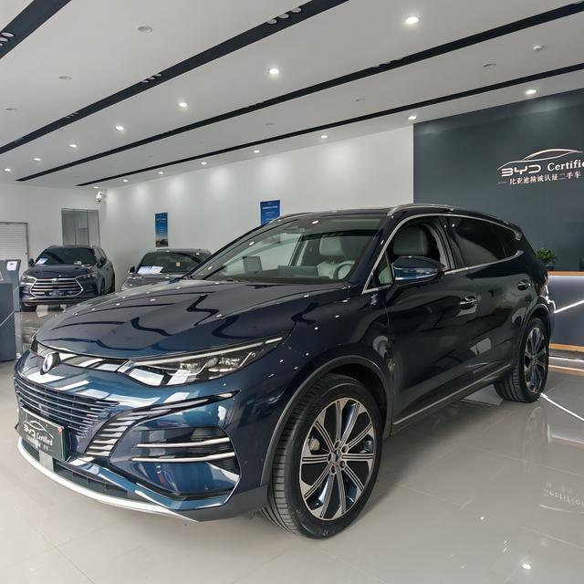Denza N8 DM 2023 four-wheel drive super hybrid flagship six-seater version