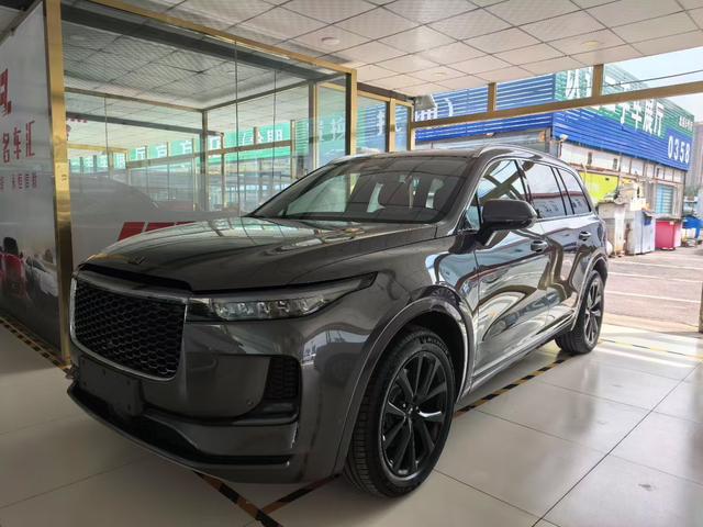 Ideal ONE 2021 Extended Range 6-Seater