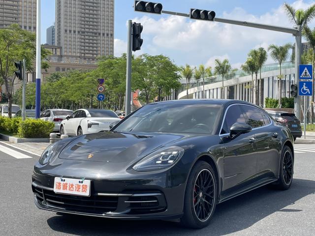 Panamera 2019 Panamera 4 Executive Plus 2.9T