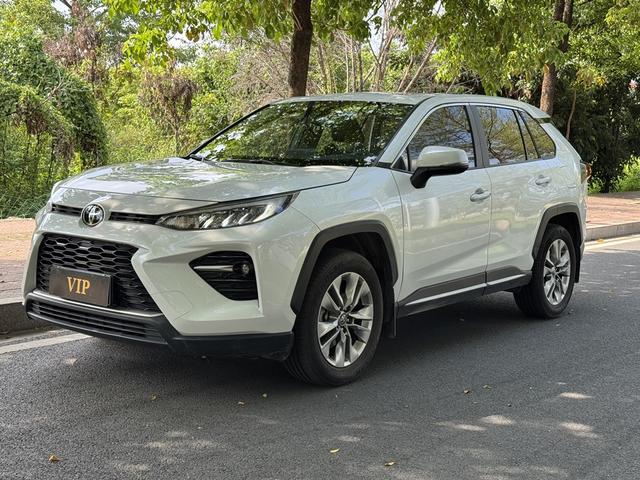 Veranda 2021 2.0L 2WD Deluxe