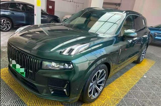Lynk &Co. 09 EM-P 2024 EM-P 2.0 TD six-seater ULTRA