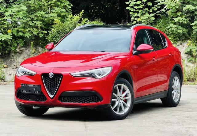 Stelvio Steinway 2017 2.0T 280HP Luxury Edition