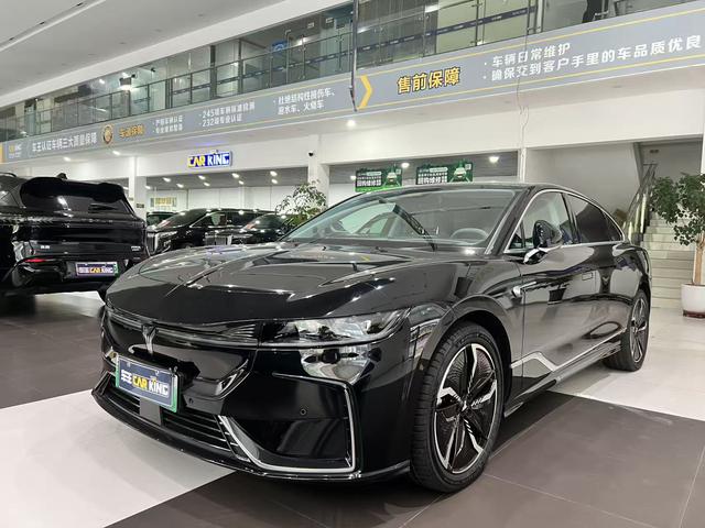 Lantu Chasing Light EV 2023 580km Standard Edition