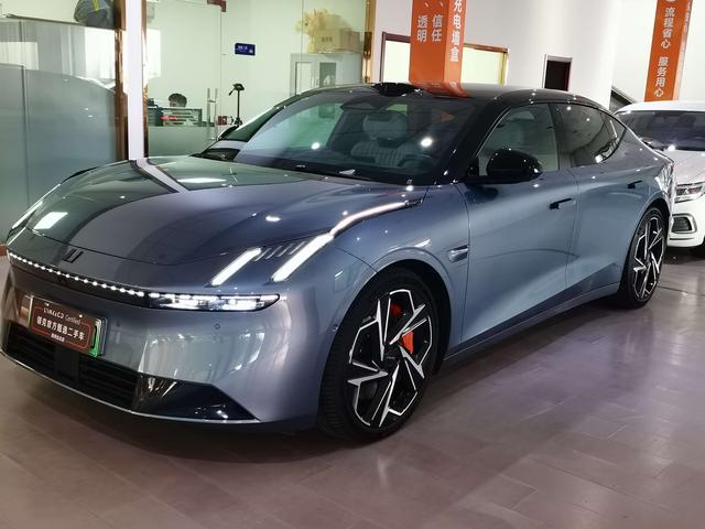 Lynk & Co Z10 2024 95kWh 702km four-wheel drive smart driving Ultra