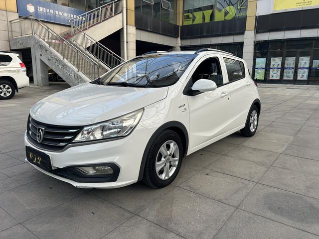 Baojun 310 2017 1.5L automatic fashion type