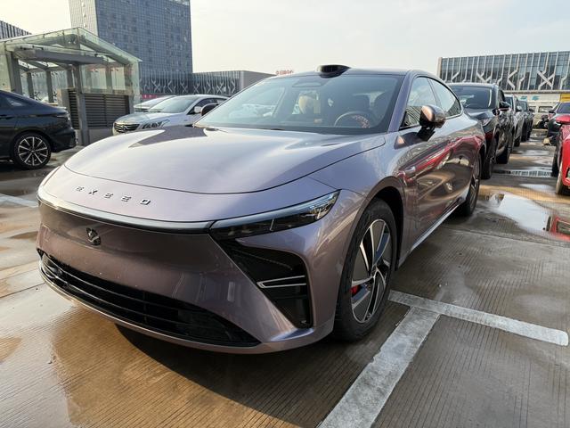 Star Epoch ES 2025 extended-range version Max Urban driving assistance
