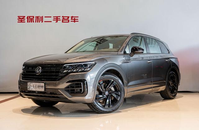 Touareg 2022 3.0TSI Sharp Edition Obsidian Sport Package