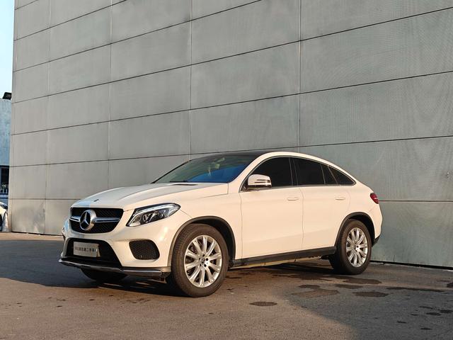 Mercedes-Benz GLE Coupe 2017 GLE 320 4MATIC Coupe SUV