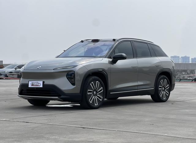 Azera ES7 2022 75kWh