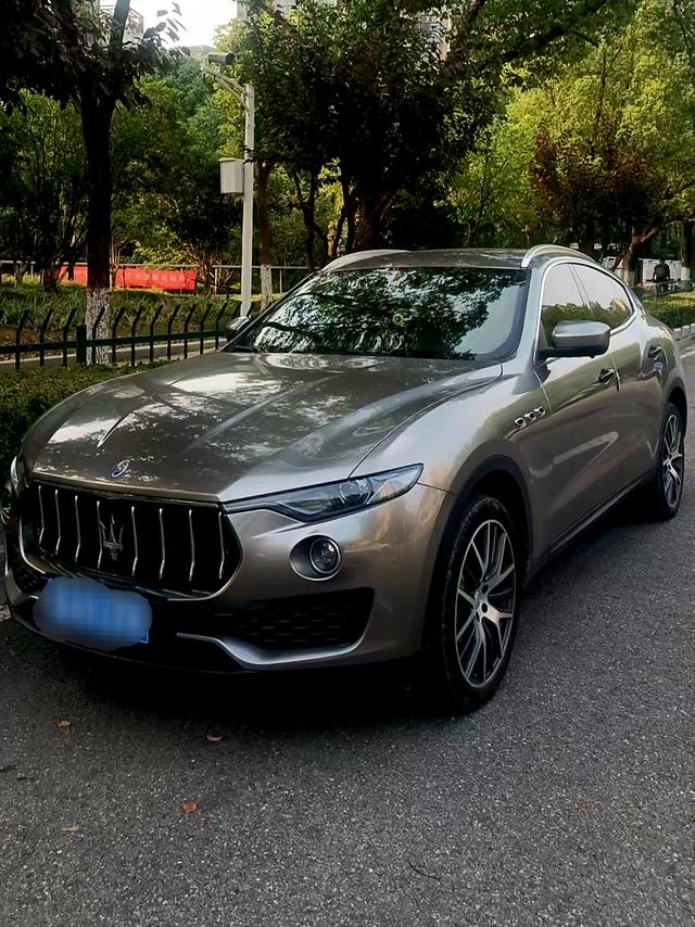 Levante 2018 3.0T Classic Edition
