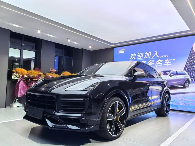 Cayenne Coupé 2022 Cayenne S Coupé 2.9T Platinum Edition