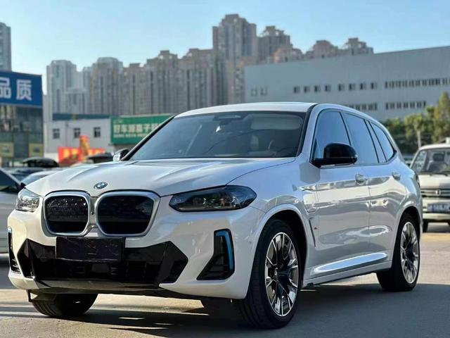 BMW iX3 2022 Genesis