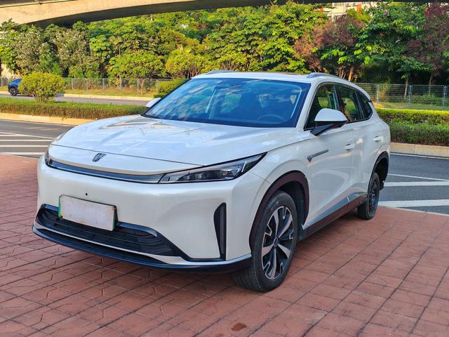 Roewe D5X DMH 2024 Model 135 Technology Edition