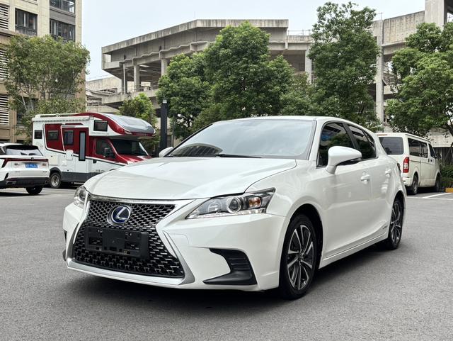Lexus CT 2019 CT200h Elite Edition Monochrome