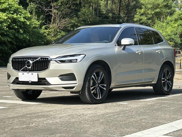Volvo XC60 2019 T5 four-wheel drive Zhiyuan version Country V