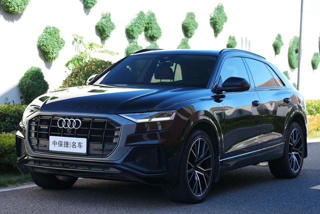 Audi Q8 2019 55 TFSI Luxury Dynamic