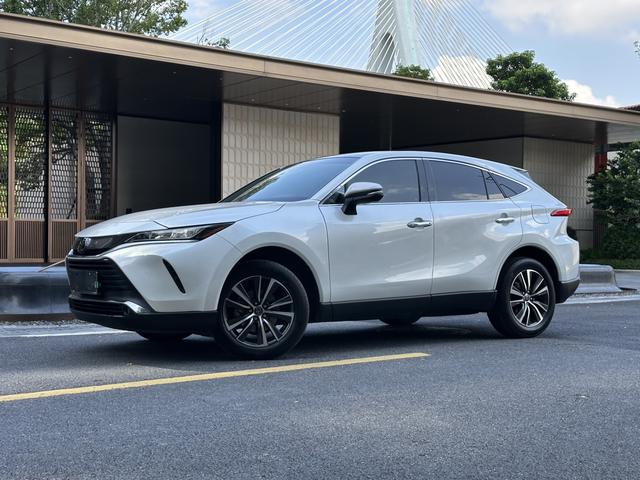 HARRIER 2022 2.0L CVT 2WD Luxury Edition