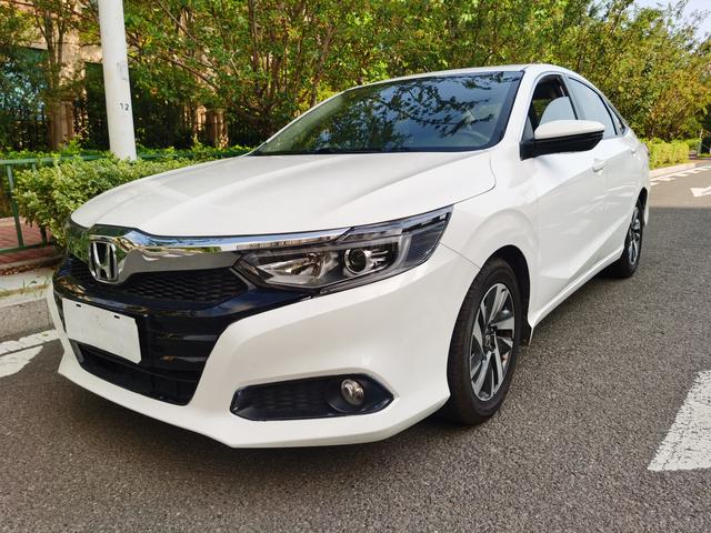 Sprinter 2019 180Turbo CVT Luxury Edition State V