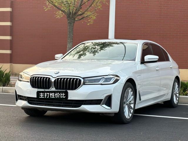 BMW 5-Series PHEV 2022 SECOND MODEL 535Le Luxury Package