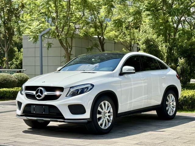 Mercedes-Benz GLE Coupe 2018 GLE 320 4MATIC Coupe SUV