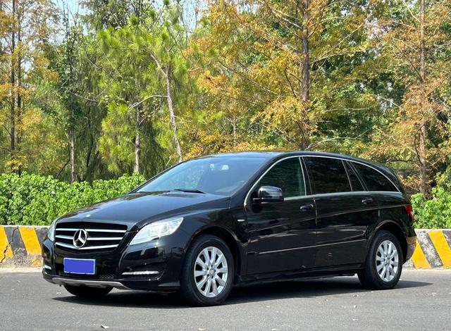 Mercedes-Benz R-Class 2017 R 320 4MATIC Business Premium Edition