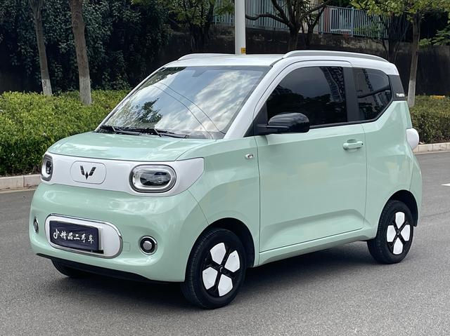 Wuling Hongguang MINIEV 2024 215km Advanced Version Lithium Iron Phosphate